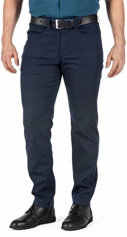 Color: Peacoat, Inseam: 34, Waist: 40