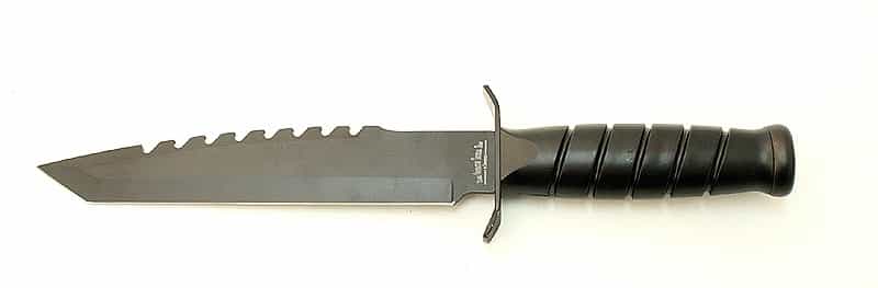 Black Serrated Hunting Knife W/Sheath